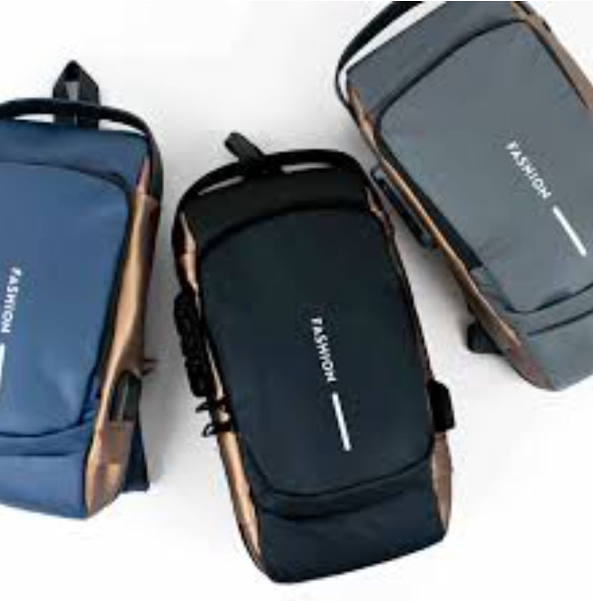 Mochila antirrobo impermeable con puerto USB